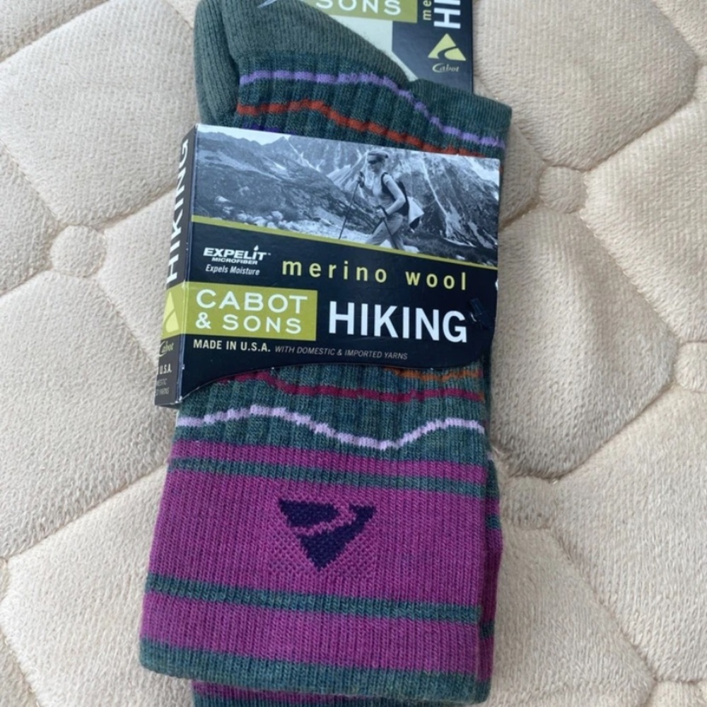 Cabot & Sons NEW Hiking Socks 1pr Merino Wool Blend Fits Women’s Shoe Size 6-10